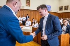 22.07.2025 Spotkanie z młodzieżą przed wyjazdem na pielgrzymkę do Rzymu - fot. Szymon Zdziebło / www.tarantoga.pl