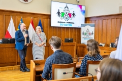 22.07.2025 Spotkanie z młodzieżą przed wyjazdem na pielgrzymkę do Rzymu - fot. Szymon Zdziebło / www.tarantoga.pl