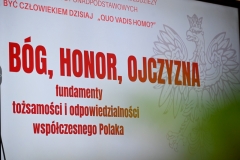 BYĆ CZŁOWIEKIEM4