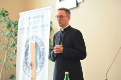 KONSEK SYNOD18