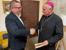 191143b8-48d1-4cc1-9d46-35c2897ddda7