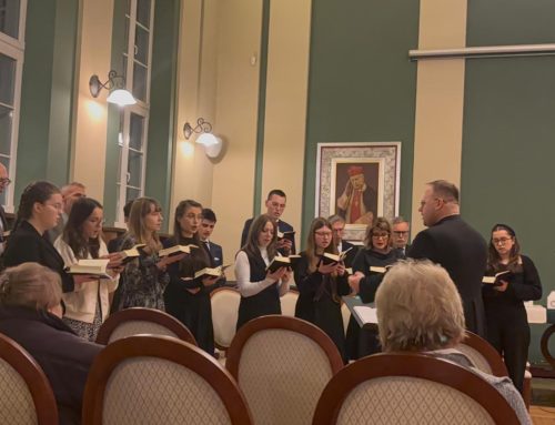 „Adwentowe światło nadziei” – wspólnota DIMK u boku bp. Krzysztofa Włodarczyka