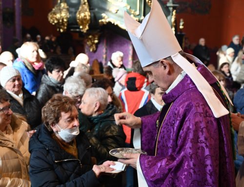 Ks. dr Piotr Wachowski: w Wielkim Poście najbardziej pracuje Jezus