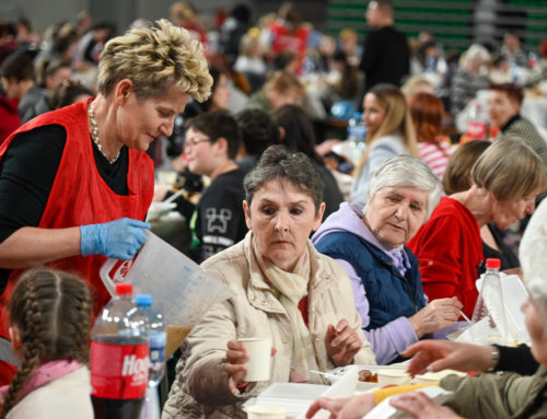 Caritas zaprosiła do stołu świątecznego ponad 1200 osób