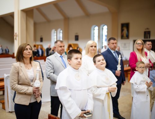 Dzieci niesłyszące przyjęły pierwszą Komunię świętą