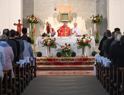 „To będzie mieszkanie eucharystycznego Chrystusa” – nowe tabernakulum i monumentalna mozaika powstają w bydgoskim kościele Bożego Ciała