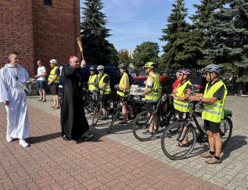 „Rowerem do Matki” – „Uczniowie – misjonarze” wyruszyli z Bydgoszczy na Jasną Górę