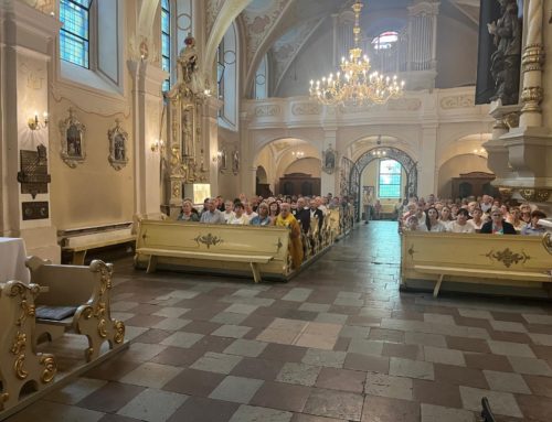 W Górce Klasztornej uczą, jak nieść krzyż z Chrystusem