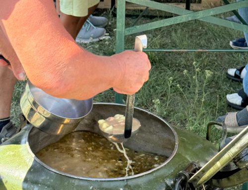 150 litrów żurku od „Niedzieli” dla pielgrzymów diecezji bydgoskiej