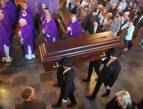 Uroczystości pogrzebowe śp. ks. infułata Stanisława Kotowskiego – FOTORELACJA