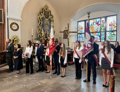 Bp Krzysztof Włodarczyk do uczniów: nie bądźcie tylko z drugim, ale dla drugiego