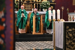 LITURGIŚCI MSZA I JUTRZNIA15
