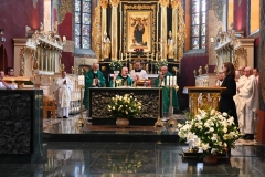 LITURGIŚCI MSZA I JUTRZNIA17