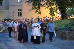 MILCZĄCY8