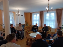 66f99409-c27a-466b-9411-98432681c63f 2