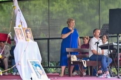 ŻYWY RÓŻANIEC2