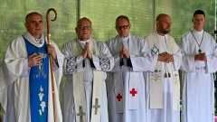 ŻYWY RÓŻANIEC24