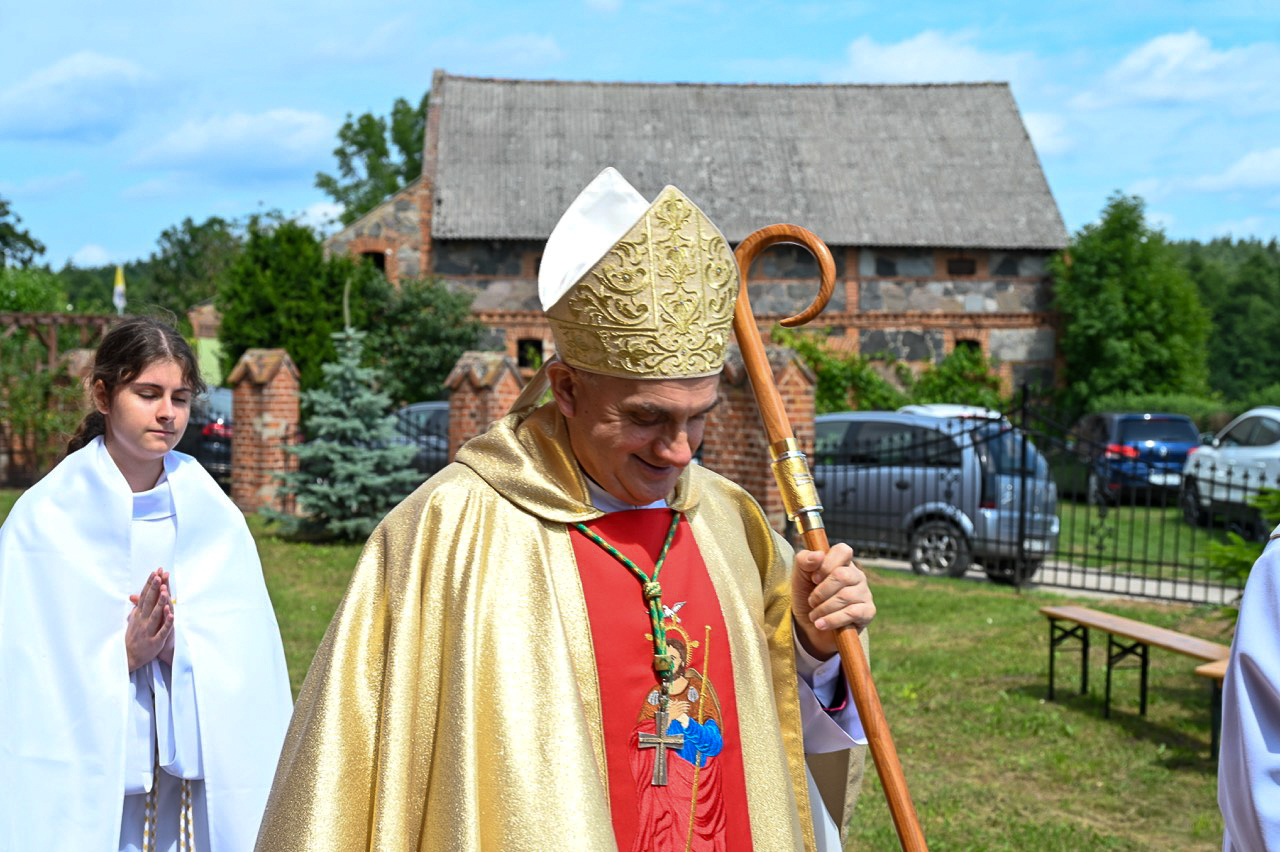 Bp Krzysztof Włodarczyk: chrześcijaństwo nie jest drogą łatwego sukcesu, ale miłości wiernej aż do końca