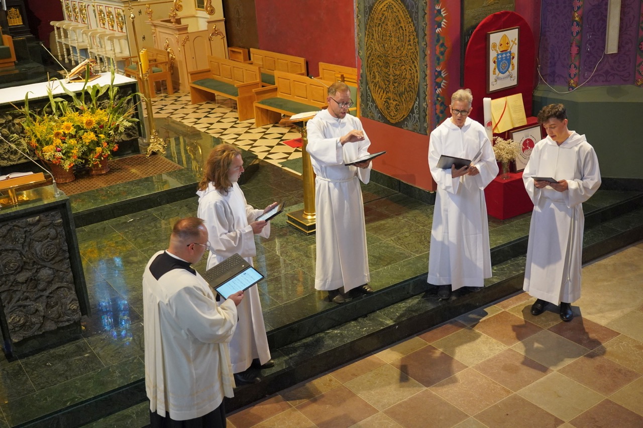 Chorał gregoriański i organy zabrzmiały w bydgoskiej katedrze